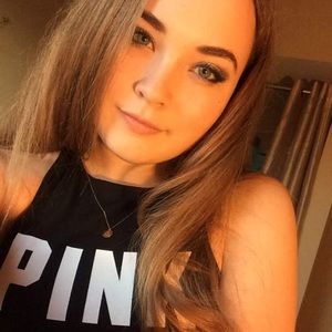 Meet your Posher, Eve